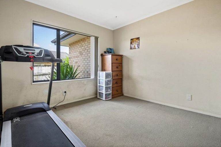 Photo of property in 47 Magic Way, Randwick Park, Auckland, 2105