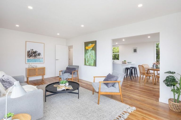 Photo of property in 22 Hollies Crescent, Johnsonville, Wellington, 6037