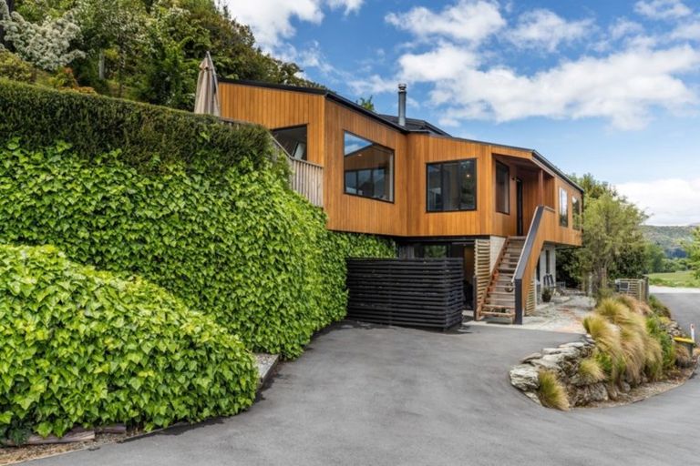 Photo of property in 73 Cotter Avenue, Arrowtown, 9302