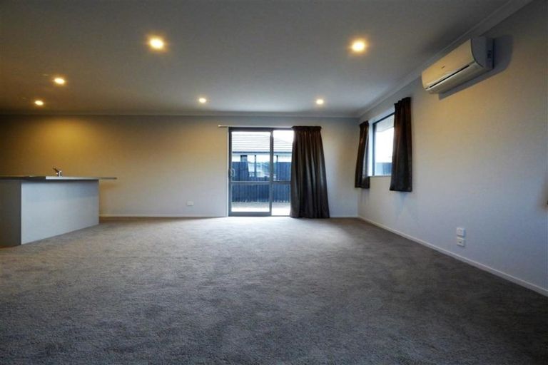 Photo of property in 9 Makawe Roa Street, Marshland, Christchurch, 8083