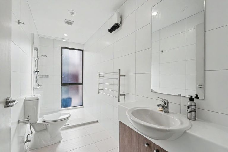 Photo of property in 2/868 Colombo Street, Christchurch Central, Christchurch, 8013