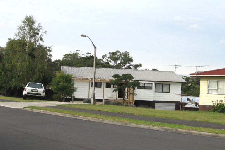 Photo of property in 23 Elizabeth Drive, West Harbour, Auckland, 0618