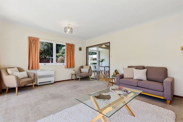 Photo of property in 2/208 Waimairi Road, Ilam, Christchurch, 8041