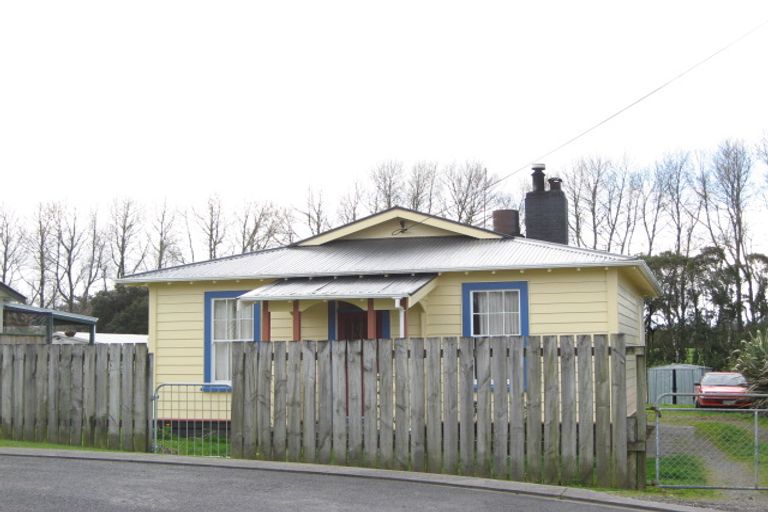 Photo of property in 6 Ford Street, Stratford, 4332