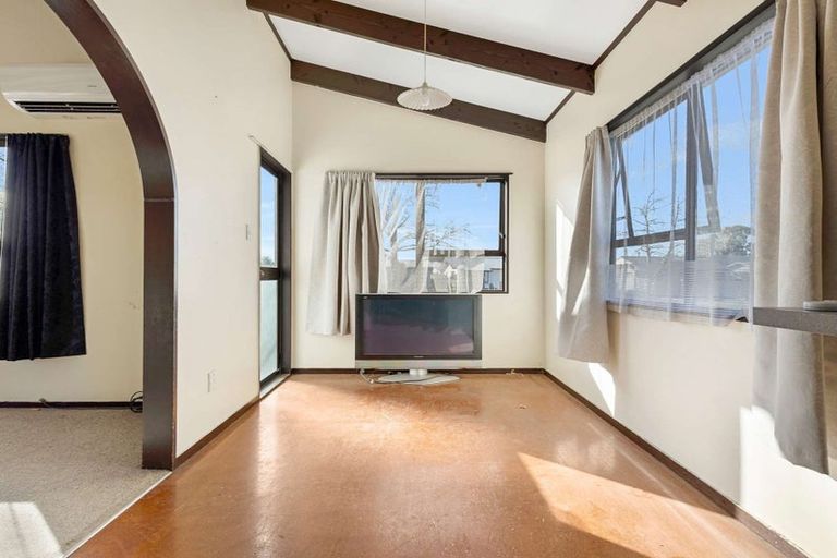 Photo of property in 255 Flaxmere Avenue, Flaxmere, Hastings, 4120