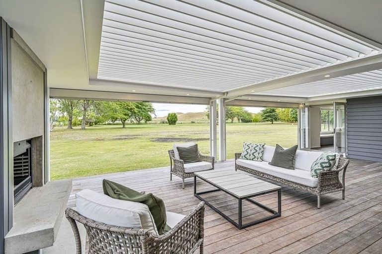 Photo of property in 664a Swamp Road, Puketapu, Napier, 4183