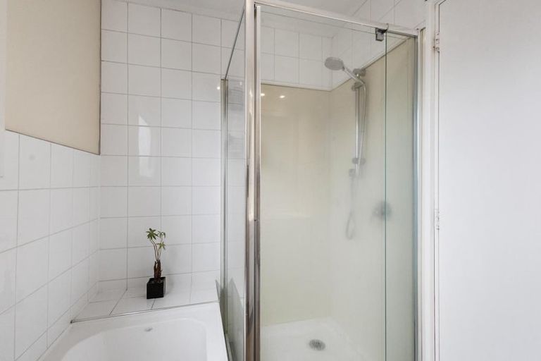 Photo of property in 6a Robyn Hyde Place, Leamington, Cambridge, 3432