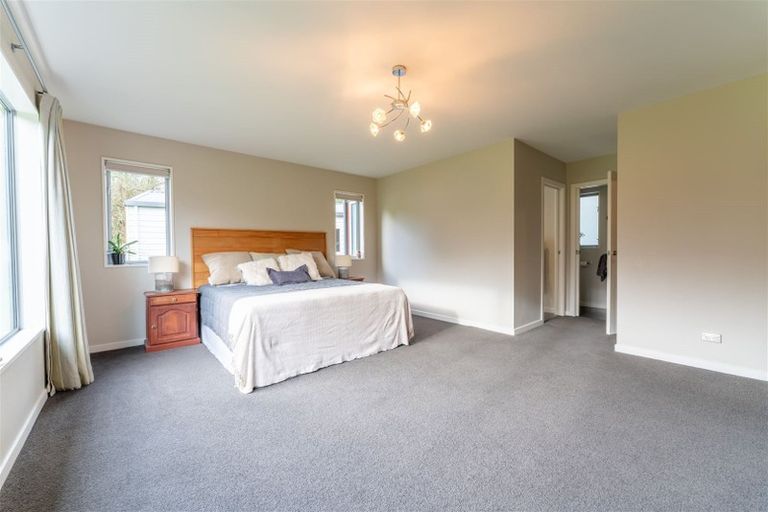 Photo of property in 95 Main Road North, Geraldine, 7930