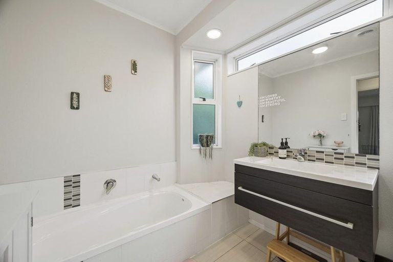 Photo of property in 6 Mcdowell Street, Springfield, Rotorua, 3015