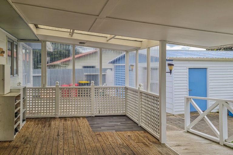 Photo of property in 25 Adkin Avenue, Levin, 5510