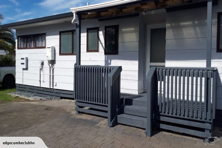 Photo of property in 16 Matipo Place, Edgecumbe, 3120