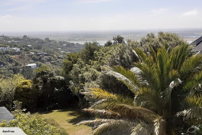 Photo of property in 74 Glenstrae Road, Redcliffs, Christchurch, 8081