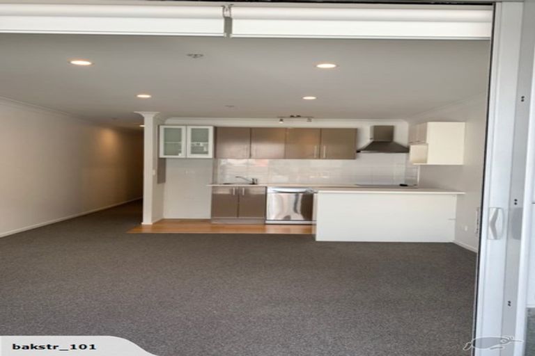 Photo of property in 3h/33 Mackelvie Street, Grey Lynn, Auckland, 1021
