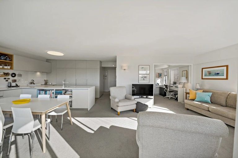 Photo of property in 4/10 Tagalad Road, Mission Bay, Auckland, 1071