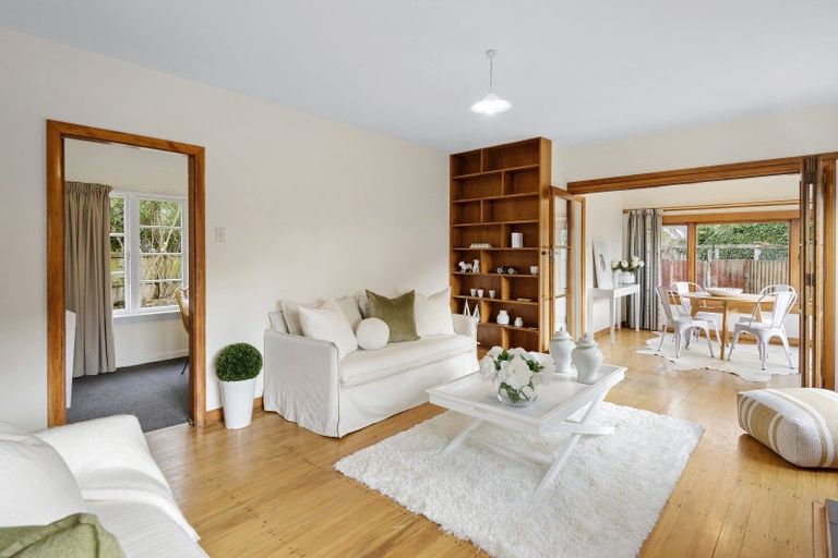 Photo of property in 12 Truro Street, Sumner, Christchurch, 8081