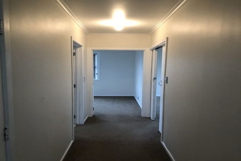 Photo of property in 3 Mcdivitt Street, Manurewa, Auckland, 2102