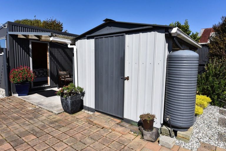 Photo of property in 24 Johnston Crescent, Haast, 7886