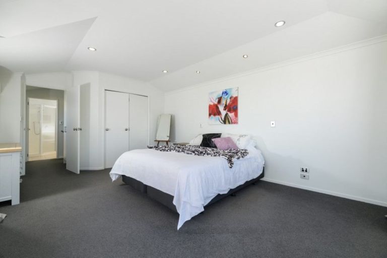 Photo of property in 4b Sunbrae Grove, Mount Maunganui, 3116