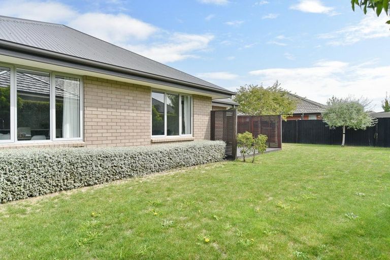 Photo of property in 8 Churchill Drive, Rangiora, 7400