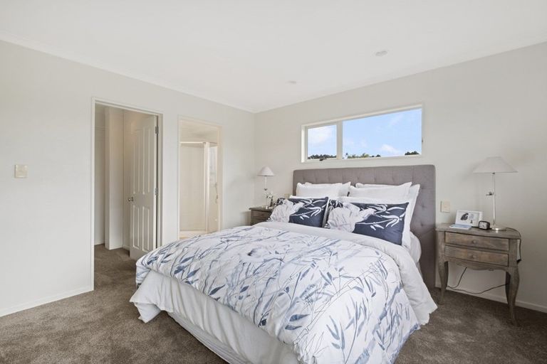 Photo of property in 2 Derg Place, East Tamaki, Auckland, 2013