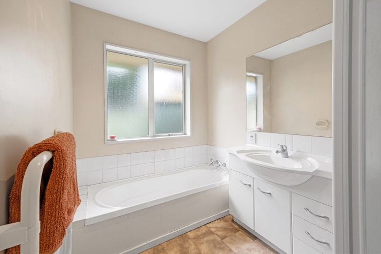 Photo of property in 148 Brookside Terrace, Bryndwr, Christchurch, 8053