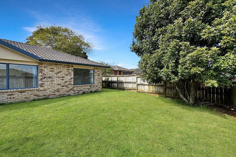 Photo of property in 43 Foxlaw Street, Randwick Park, Auckland, 2105