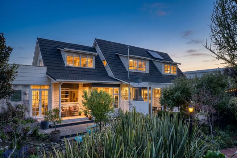 Photo of property in 2/86 Nelson Street, Springlands, Blenheim, 7201