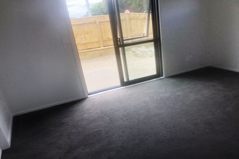 Photo of property in 3 Kaiwaru Place, Waikanae, 5036