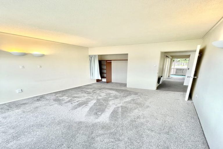 Photo of property in Melksham Towers, 304/131 Brougham Street, Mount Victoria, Wellington, 6011