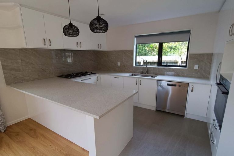 Photo of property in 39b Cutler Street, New Lynn, Auckland, 0600