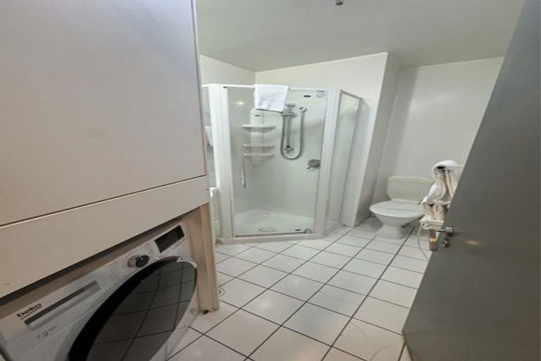 Photo of property in Terrace Garden Apartments, 120 The Terrace, Wellington Central, Wellington, 6011