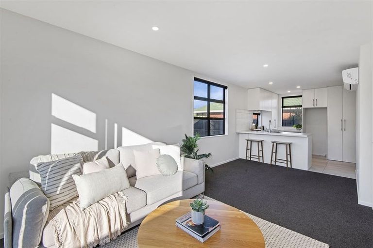 Photo of property in 8/68 Barbour Street, Waltham, Christchurch, 8011