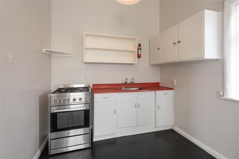 Photo of property in 4a/8 Howard Street, Mount Cook, Wellington, 6021