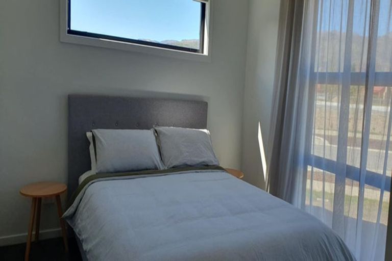 Photo of property in 9 Blondie Drive, Cromwell, 9310