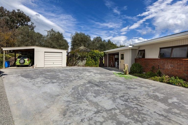 Photo of property in 350 Porangahau Road, Waipukurau, 4282