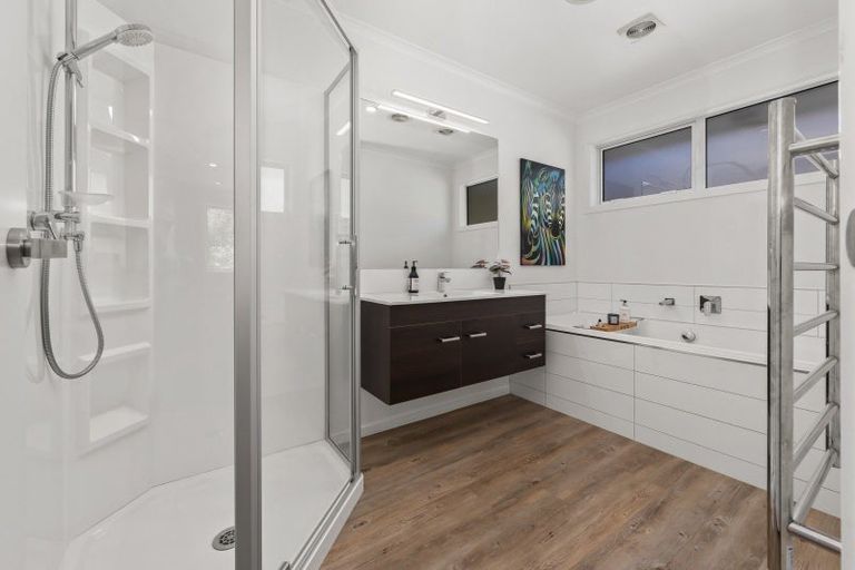 Photo of property in 35 Banks Boulevard, Whitby, Porirua, 5024