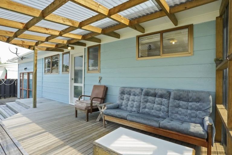 Photo of property in 615 Pukehina Parade, Pukehina, Te Puke, 3189
