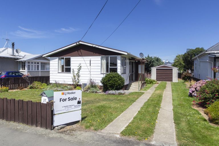 Photo of property in 37 Caledonian Road, Oamaru North, Oamaru, 9400