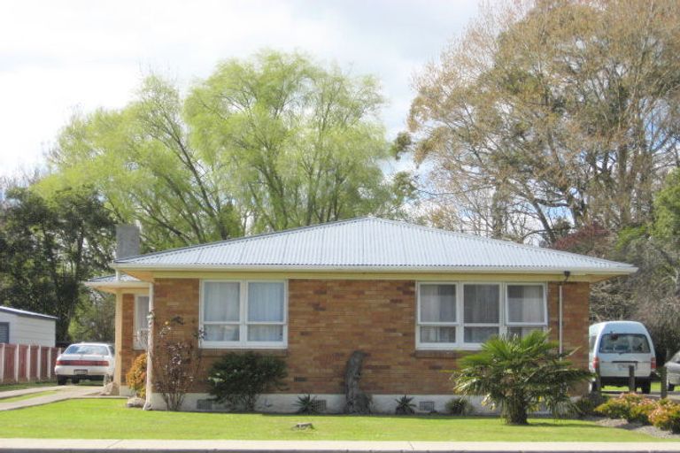 Photo of property in 47 College Road, Edgecumbe, 3120