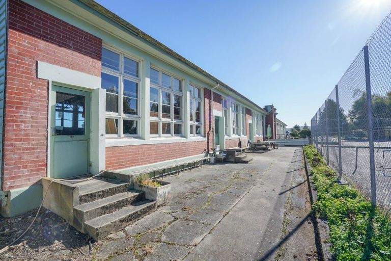 Photo of property in 63 Hastings Street, Ohai, 9635