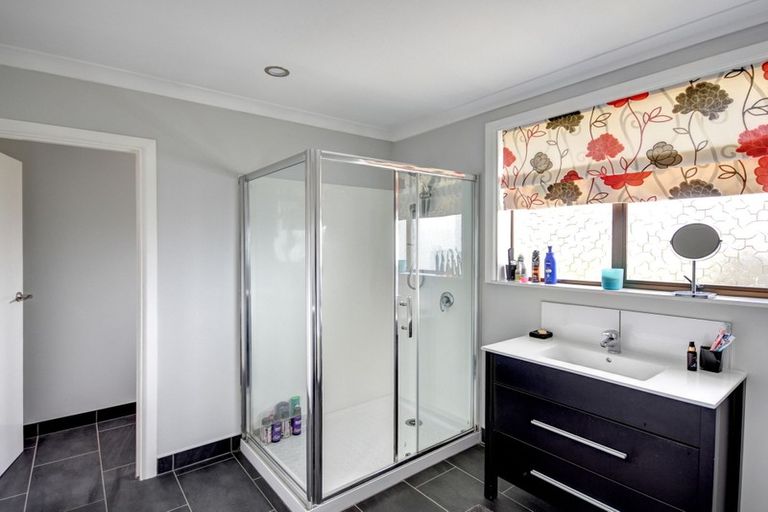 Photo of property in 20 Lynas Street, Outram, 9019