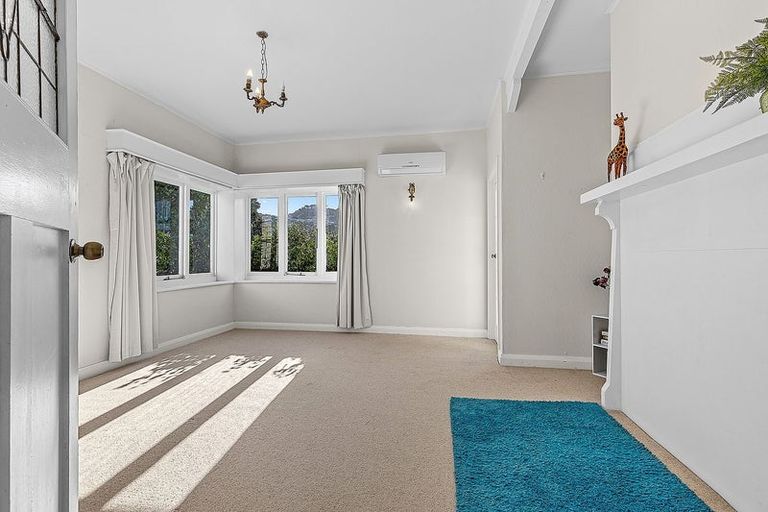 Photo of property in 10 Rimu Road, Kelburn, Wellington, 6012