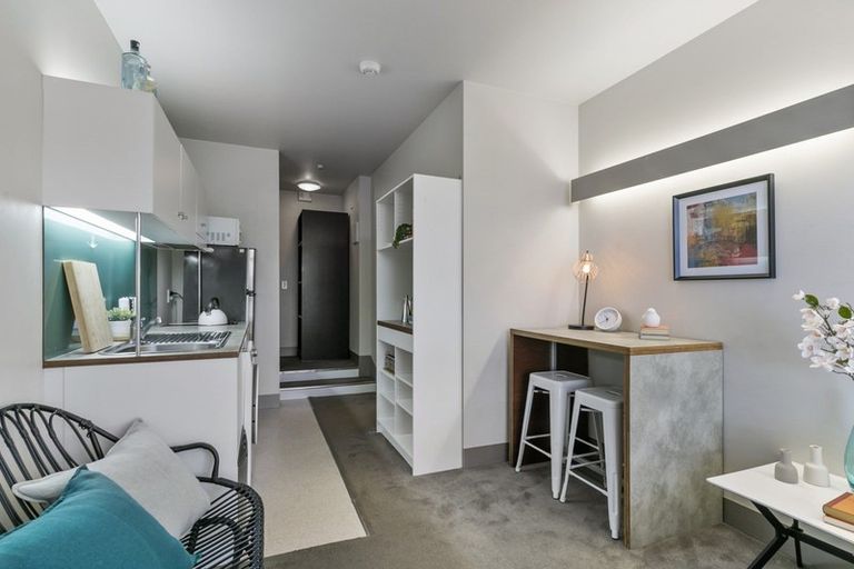 Photo of property in Urbane Apartments, 12/29 Webb Street, Mount Cook, Wellington, 6011