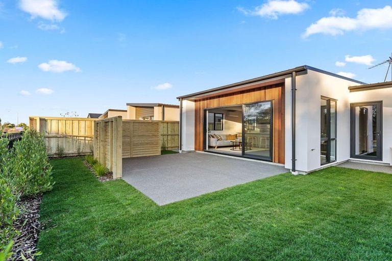 Photo of property in 30 Eccles Place, Halswell, 8025