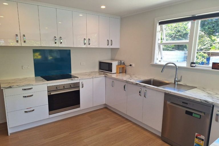 Photo of property in 25 Mary Crescent, Elderslea, Upper Hutt, 5018