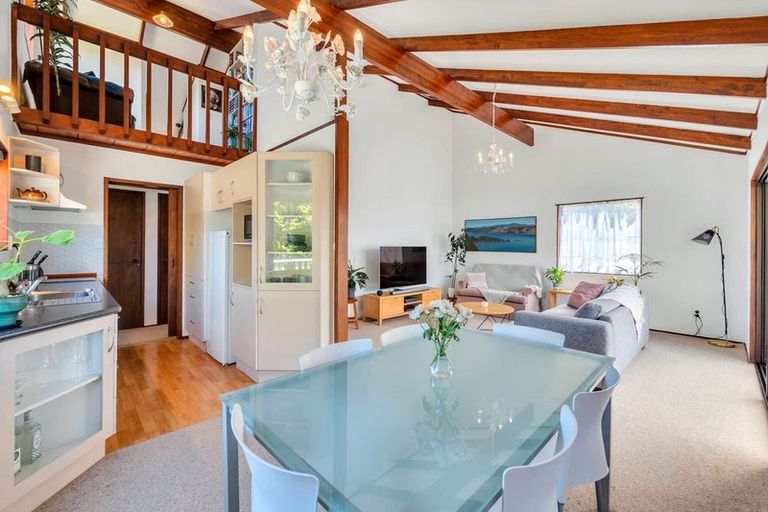 Photo of property in 14 Putney Place, Ranui, Auckland, 0612