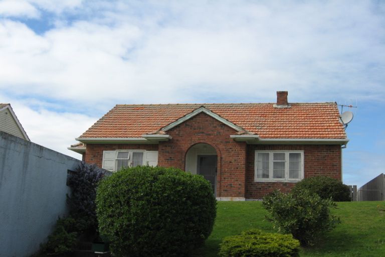 Photo of property in 63 Selwyn Crescent, College Estate, Whanganui, 4500