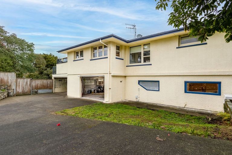 Photo of property in 4 Argyle Avenue, Levin, 5510