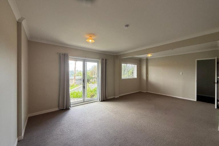 Photo of property in 11a Sykes Avenue, Hatfields Beach, Orewa, 0931
