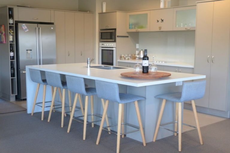 Photo of property in 9 Palliser Place, Poraiti, Napier, 4112